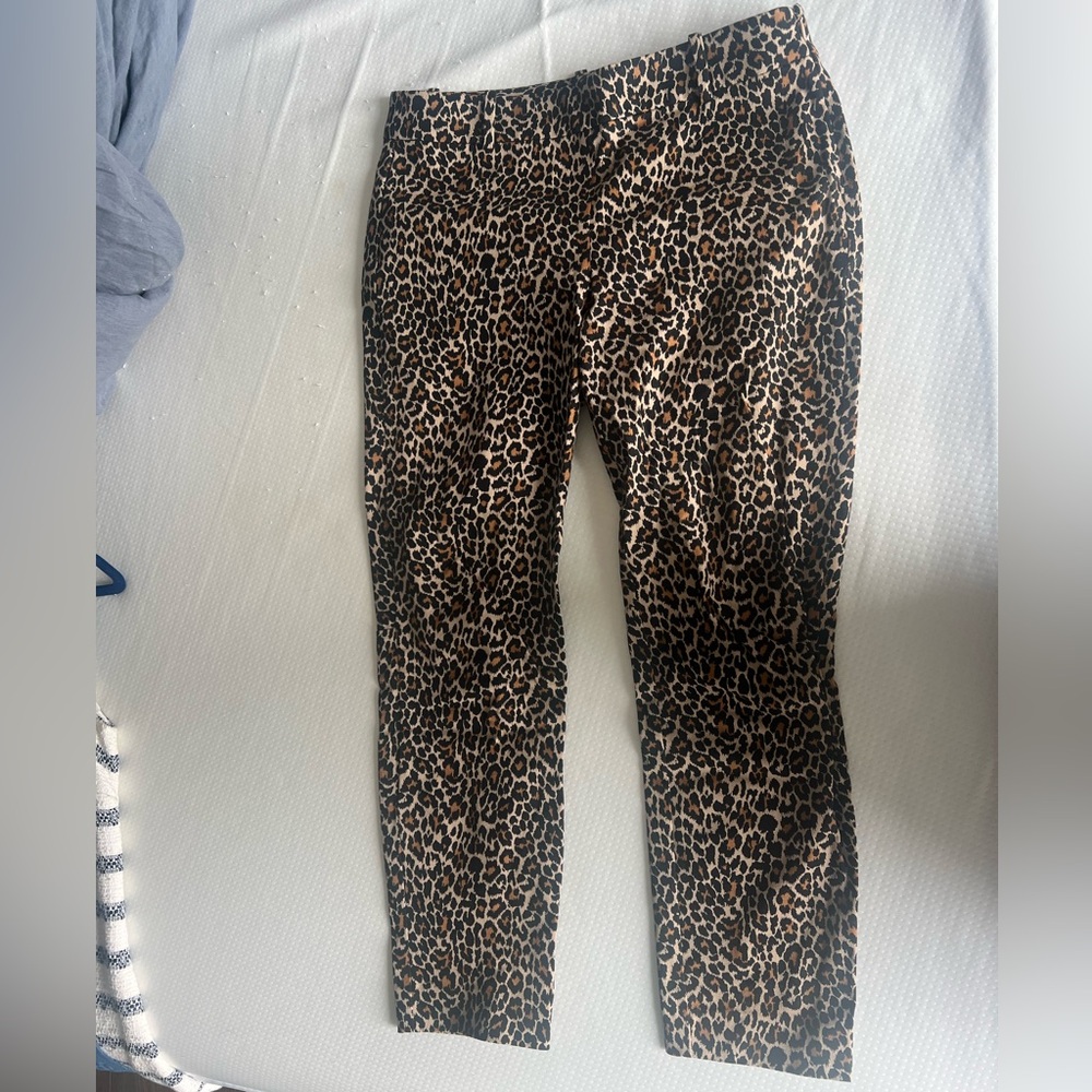 Jcrew Winnie pant in cheetah print, great for work!